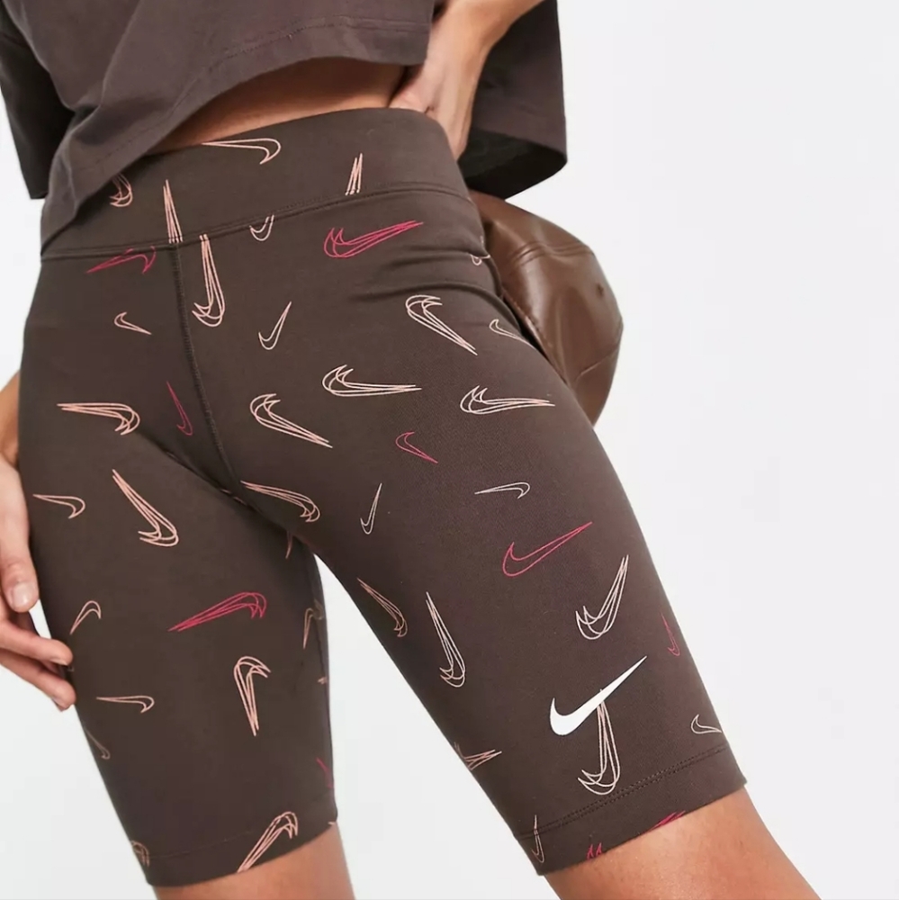 Nike Sportswear Mid-Rise Printed Bike Shorts Brown / Tan / Pink Size M